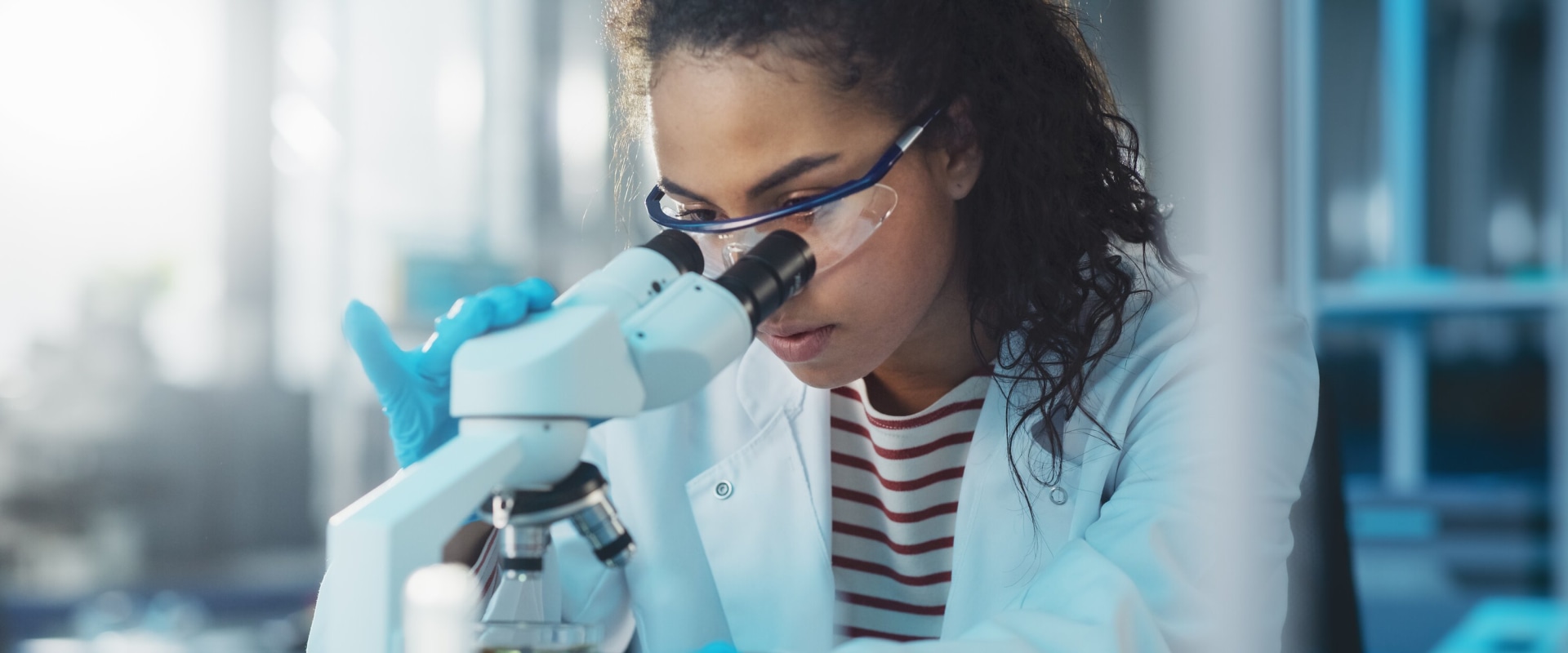 A Comprehensive Look at Biomedical Sciences Tutors in the UK